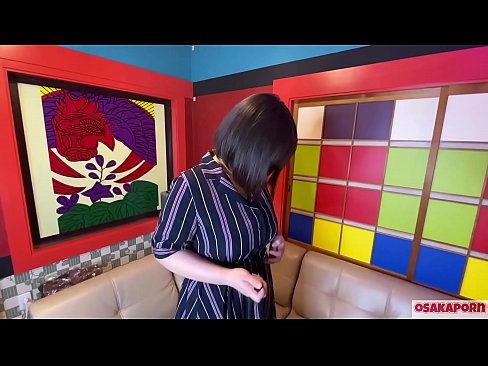 ❤️ Japonska lepotica z velikimi joški masturbira s seks igračkami in doživi orgazem. V intervjuju govori o svoji izkušnji s seksom. Ogromne joške in kosmata pička glasno stokajo. Osakaporn ☑ Anal video na sl.superpornpics.ru ❤